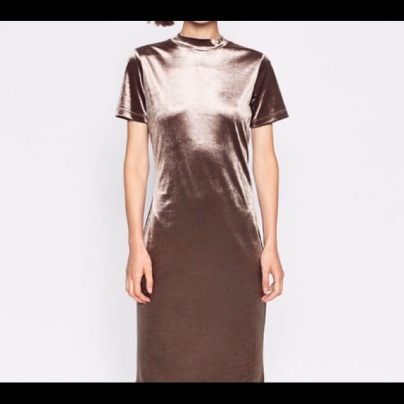 Dress - Picture 2 of 2